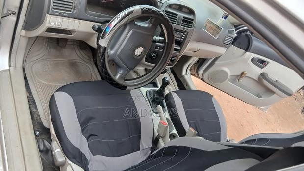 Kia Spectra LX 2009