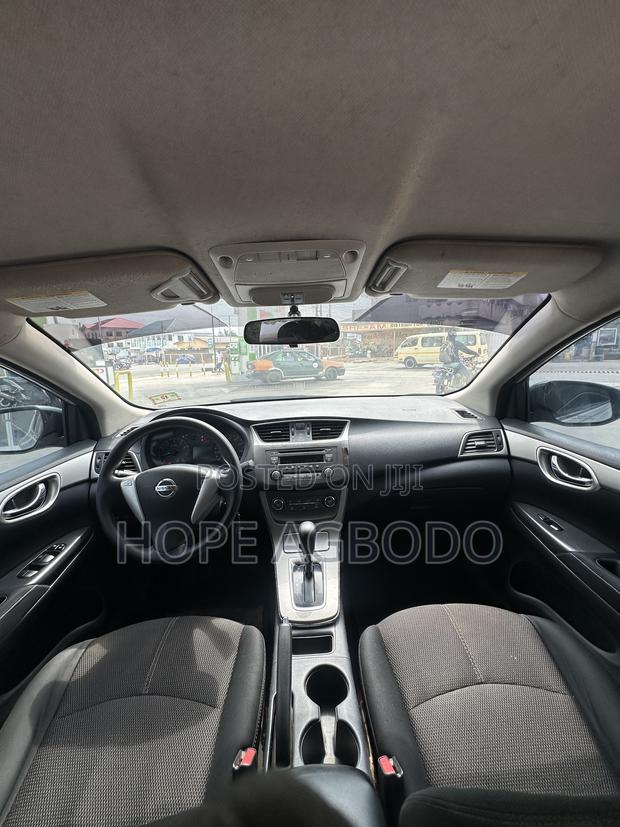 Nissan Sentra S 4dr Sedan (1.8L 4cyl CVT) 2014 Silver