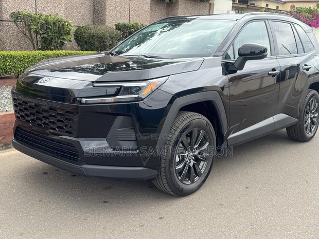 Toyota RAV4 XLE Premium 2026 Black