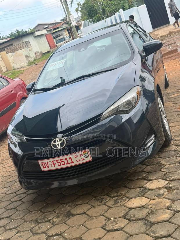 Toyota Corolla LE Eco (1.8L 4cyl 2A) 2018 Green