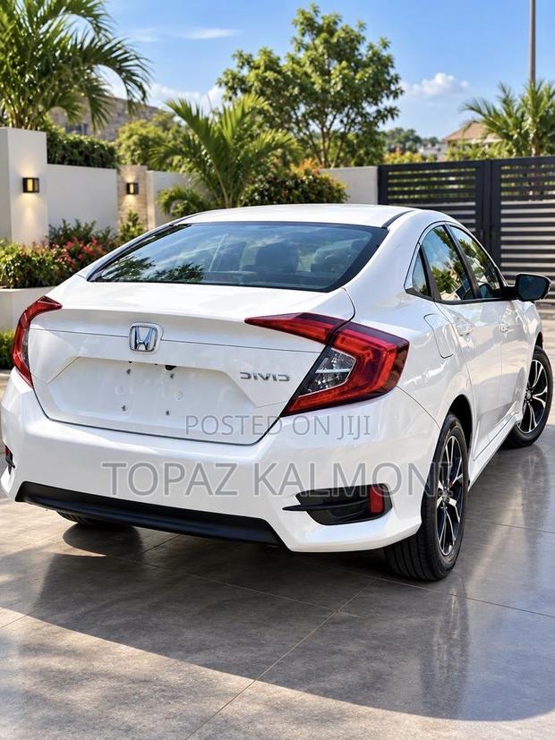 Honda Civic 2017 White