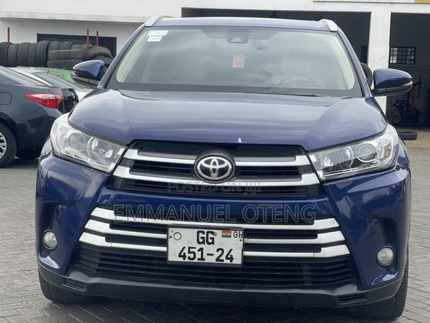 Toyota Highlander 2019 Blue
