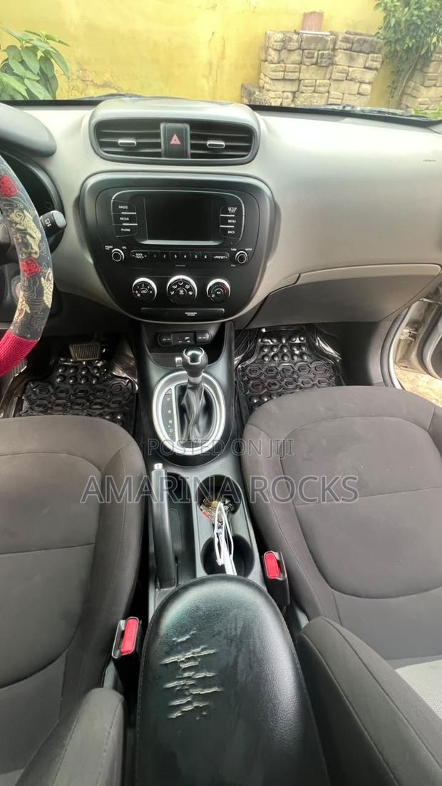 Kia Soul 2017 Silver