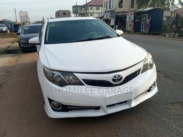 Toyota Camry 2014 White
