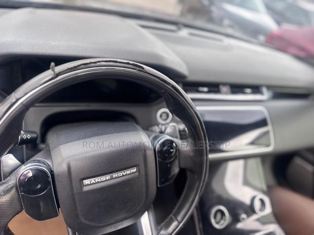 Land Rover Range Rover Velar 2018 Black
