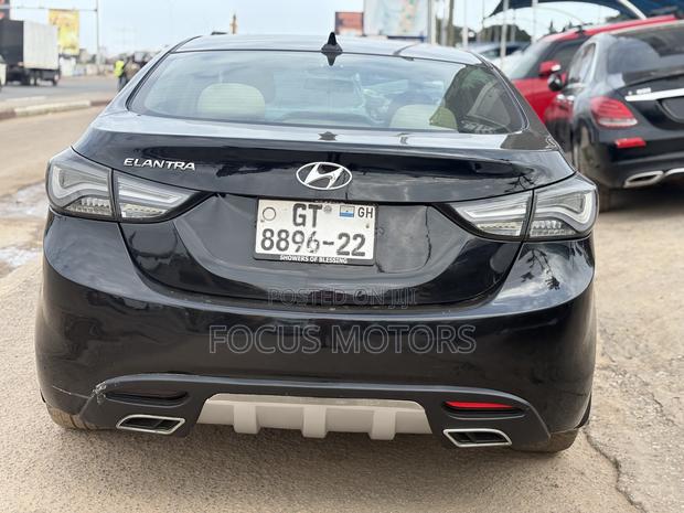 Hyundai Elantra 2013 Black