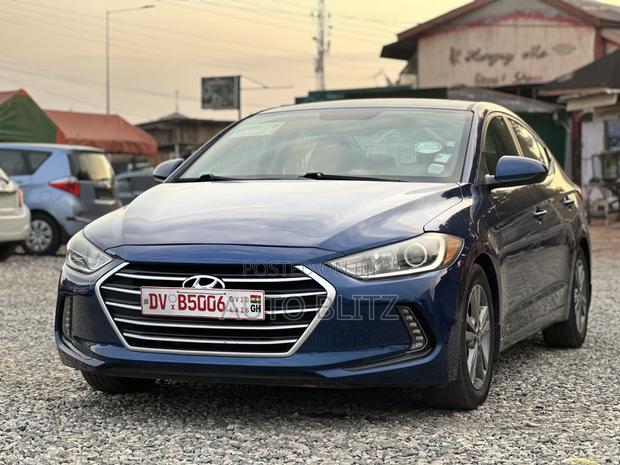 Hyundai Elantra 2018 Blue