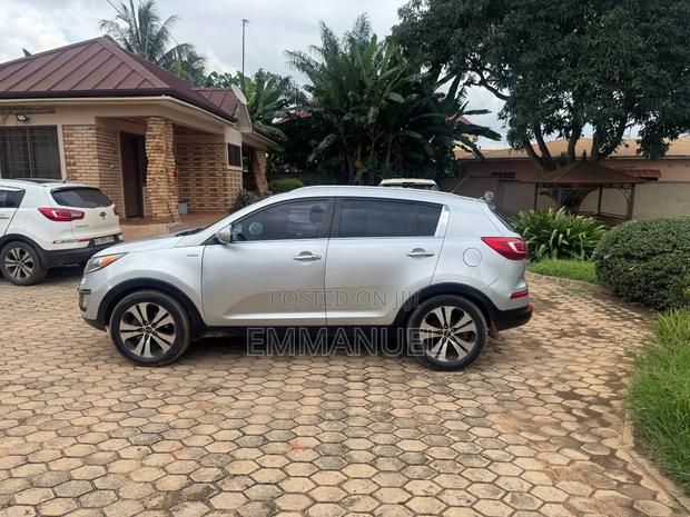 Kia Sportage 2012 Silver