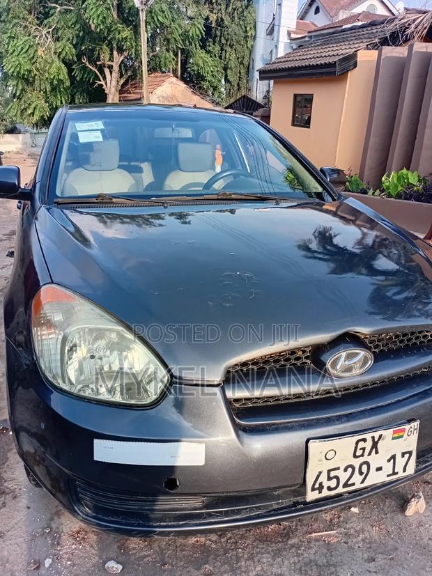 Hyundai Accent 2010 Gray