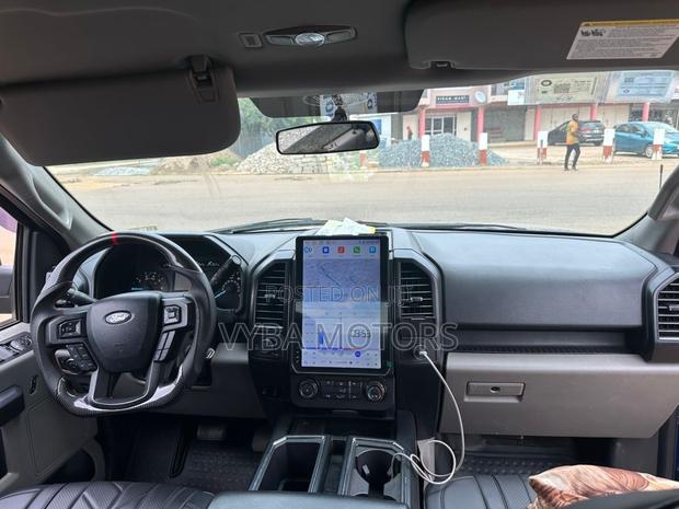 Ford F-150 2018 Blue