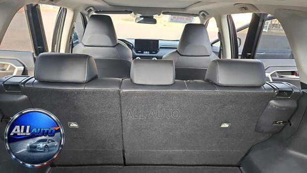Toyota RAV4 XLE FWD 2024 Black