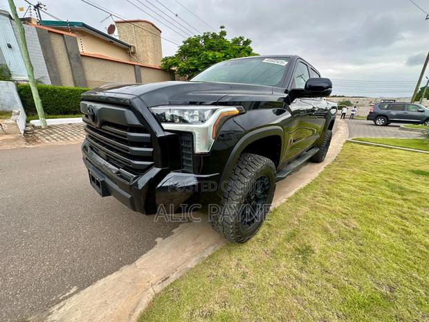 Toyota Tundra 2026 Black