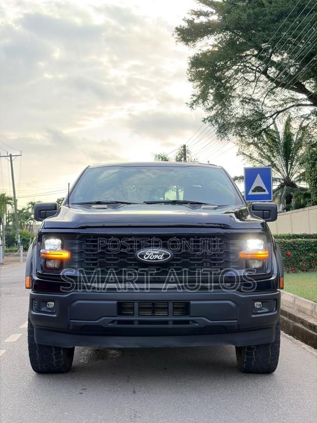 Ford F-150 STX 2024 Black