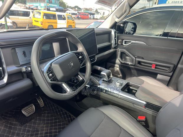 Jetour X70 Plus 1.5 5-Seater FWD 2021 Black
