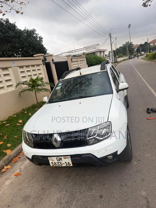 Renault 10 2010 White