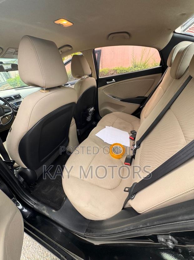 Hyundai Accent SE Sedan 2016 Black