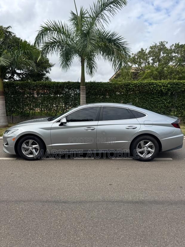 Hyundai Sonata SE 2020 Gray