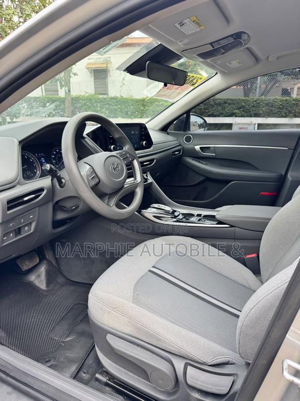 Hyundai Sonata SE 2020 Gray