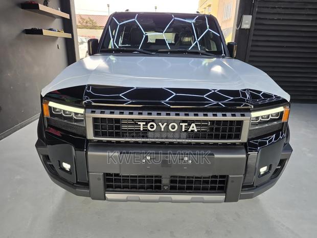 New Toyota Land Cruiser Prado 2025 Black