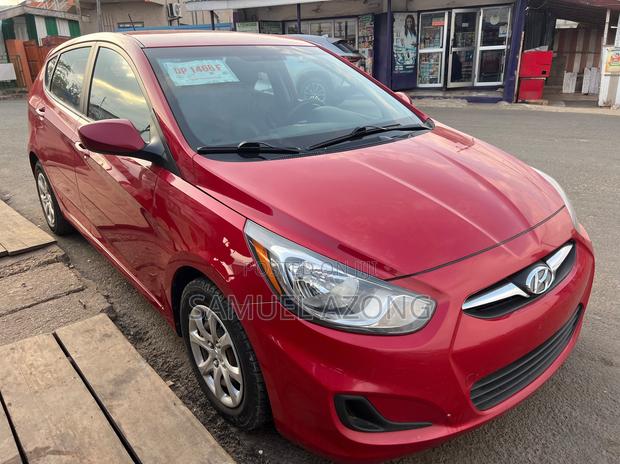 Hyundai Accent GS 4dr Hatchback (1.6L 4cyl 6A) 2014 Red