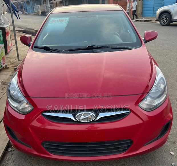 Hyundai Accent GS 4dr Hatchback (1.6L 4cyl 6A) 2014 Red
