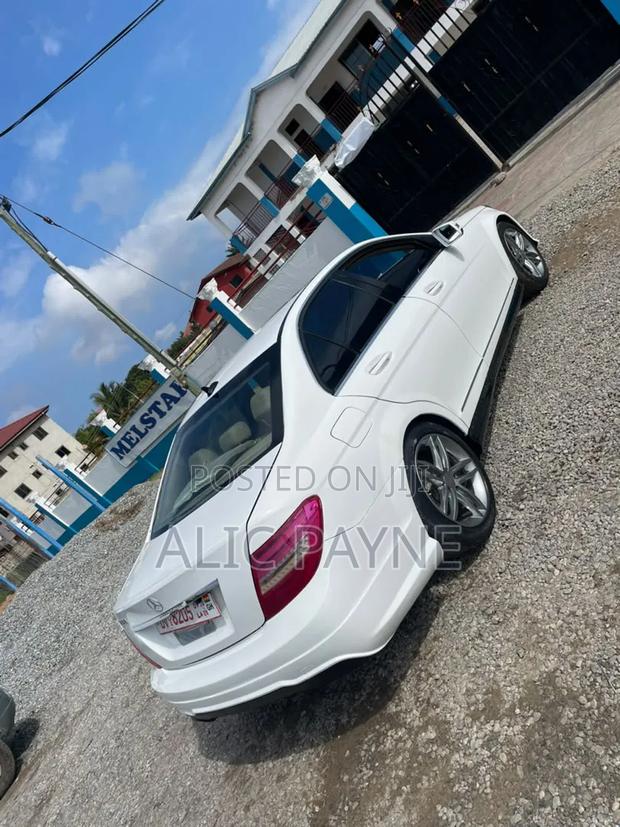 Mercedes-Benz C250 2014 White