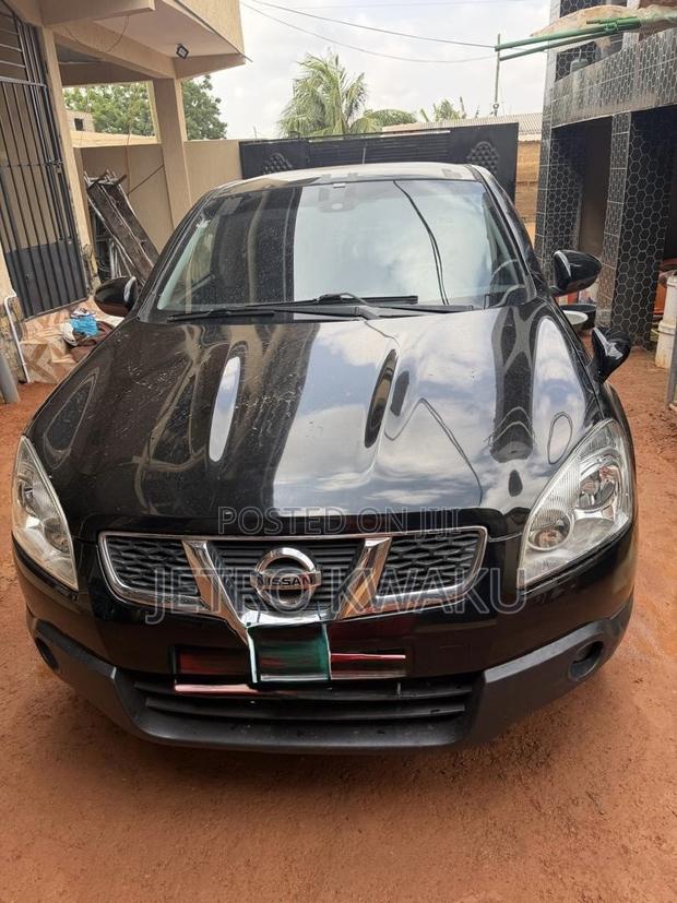 Nissan Dualis 2015 Matt Black