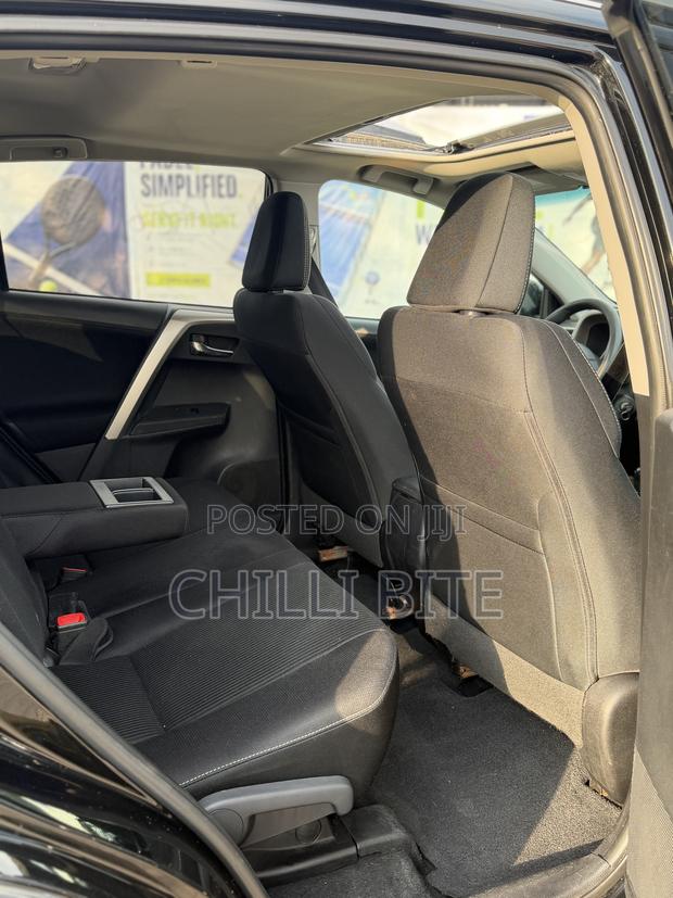 Toyota RAV4 XLE 4dr SUV (2.5L 4cyl 6A) 2015 Black