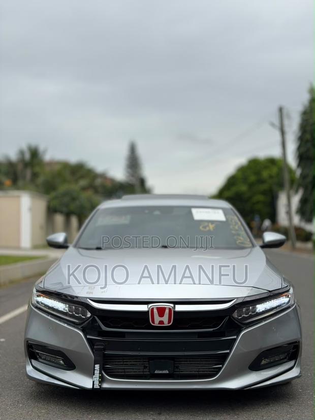 Honda Accord Touring 2.0T 2020 Silver