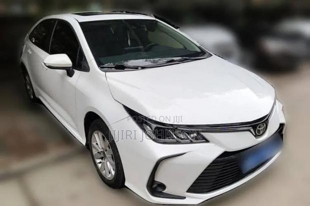 Toyota Corolla 2023 White