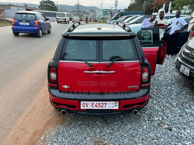 Mini Cooper 2010 Red