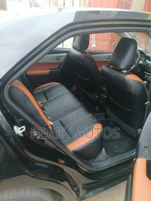 Toyota Corolla LE 4dr Sedan (1.8L 4cyl CVT) 2016 Black