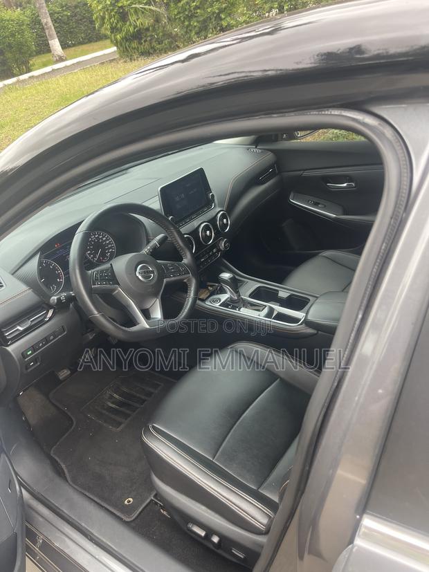 Nissan Sentra SR 2021 Gray