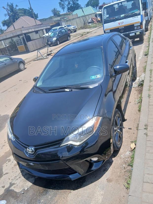 Toyota Corolla LE 4dr Sedan (1.8L 4cyl CVT) 2015 Black