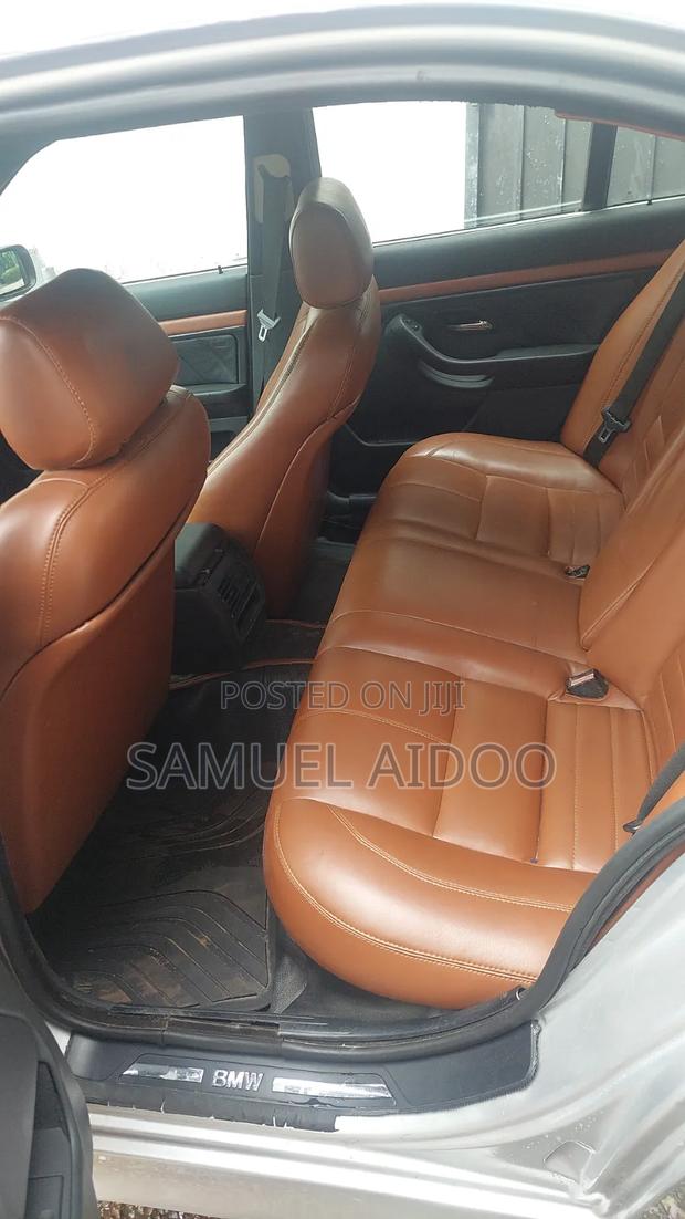 BMW 520i 2005 Silver