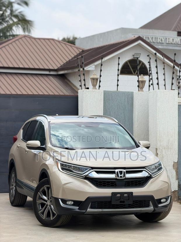 Honda CR-V Touring AWD 2019 Beige