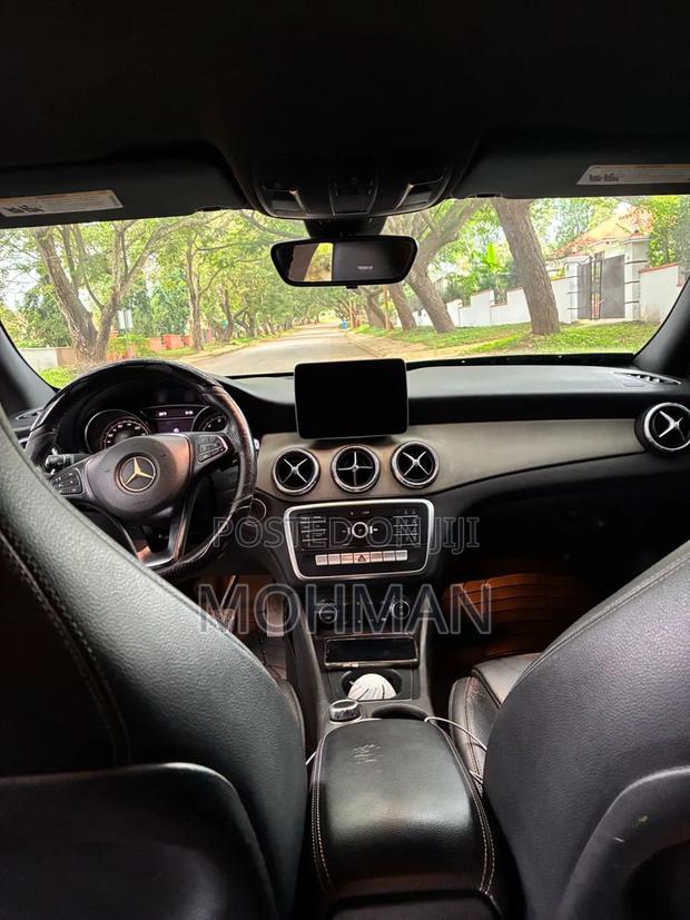 Mercedes-Benz CLA-Class CLA 250 Sedan 2019 Gray