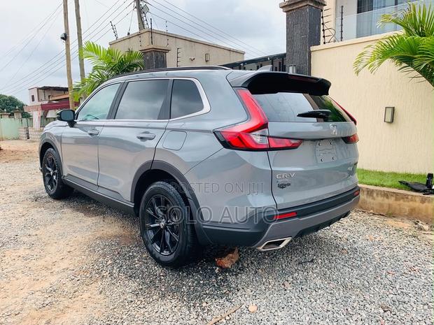 Honda CR-V 2025 Gray