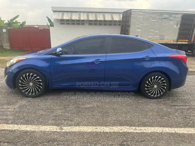 Hyundai Elantra 2013 Blue