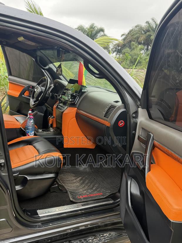 Toyota Land Cruiser 4.0 V6 GX-R 2014 Gray