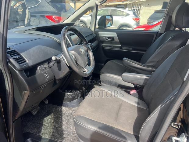 Toyota Voxy 2013 Black