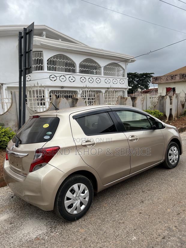 Toyota Vitz 1.3 AWD 3dr 2016 Brown