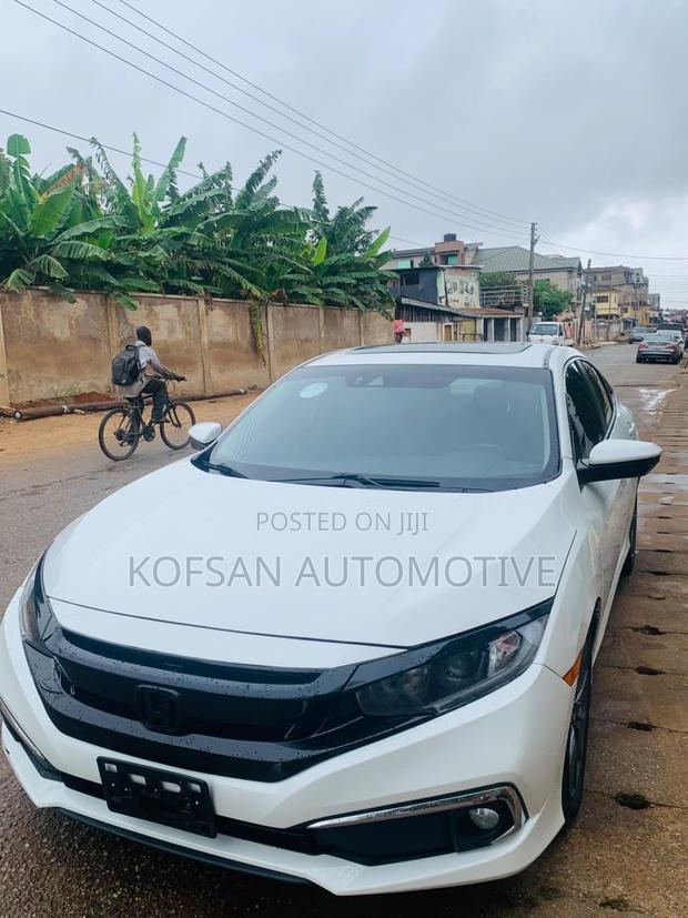 Honda Civic 2019 White