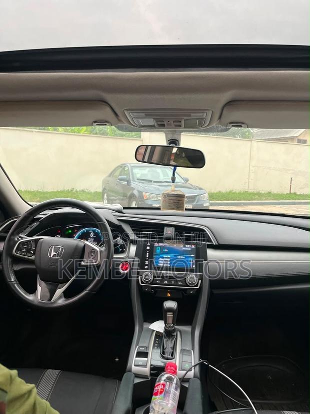 Honda Civic 2017 White