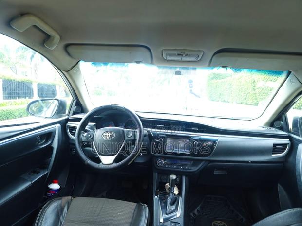 Toyota Corolla S 4dr Sedan (1.8L 4cyl CVT) 2016 Gray
