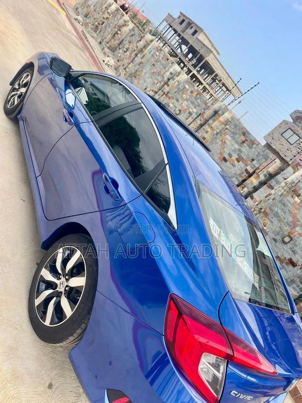 Honda Civic 2020 Blue