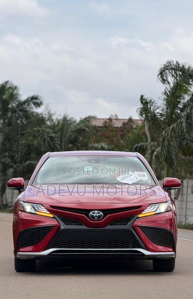 Toyota Camry XSE 2023 Red