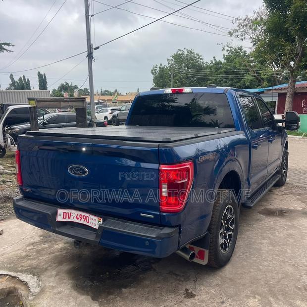 Ford F-150 2022 Blue