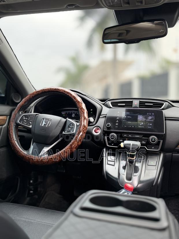 Honda CR-V Touring AWD 2019 Silver