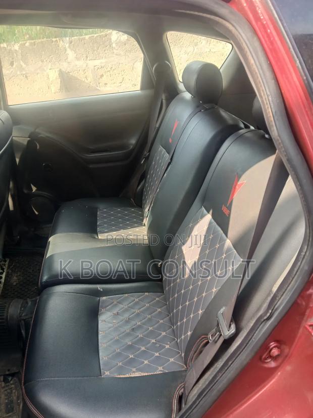 Pontiac Vibe 2010 Red